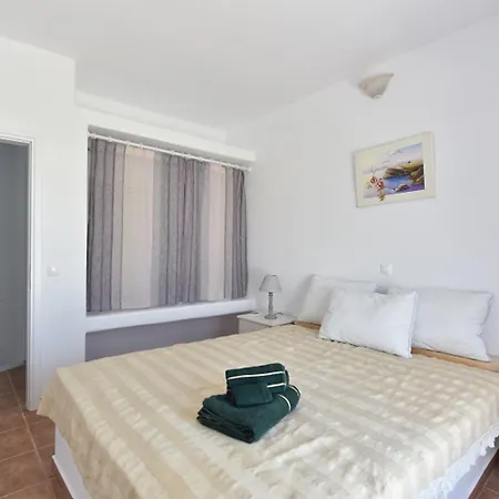 Apartment Analypsi Naousa (Paros)